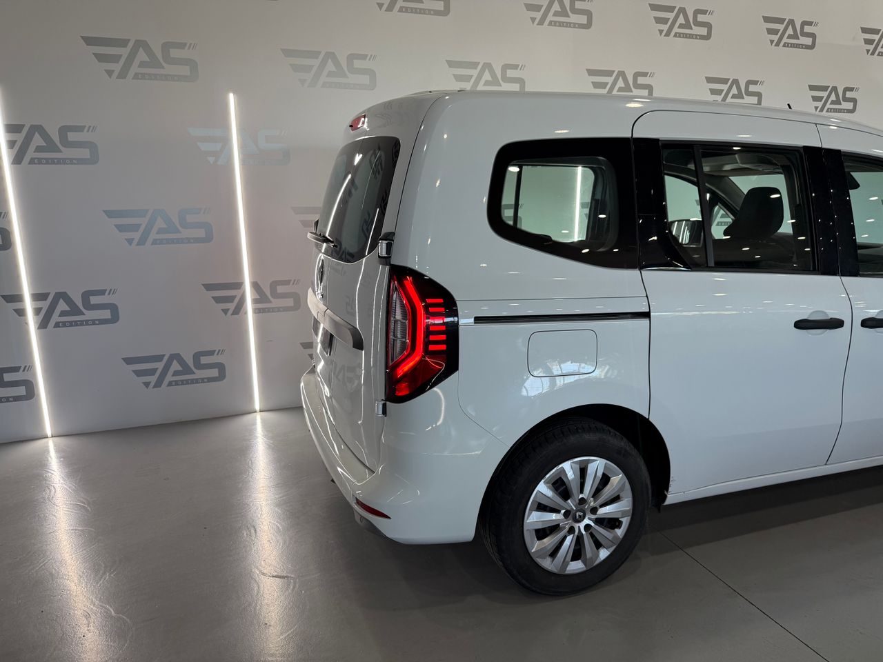 Imagen 12 del Renault Kangoo Combi en Auto Select Edition, Figueres