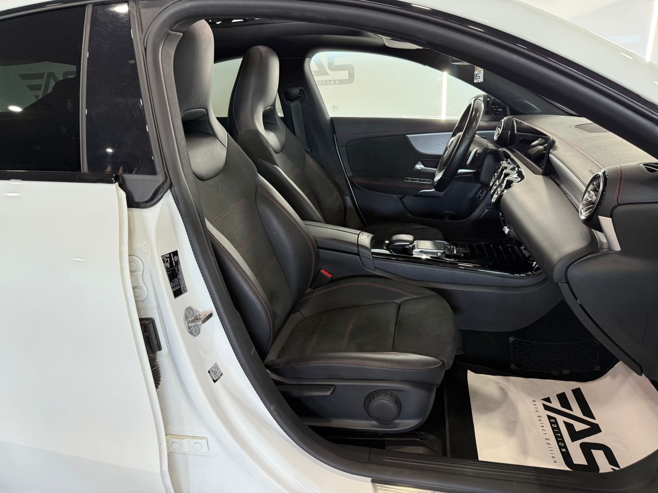 Imagen 125 del Mercedes Clase CLA en Auto Select Edition, Figueres