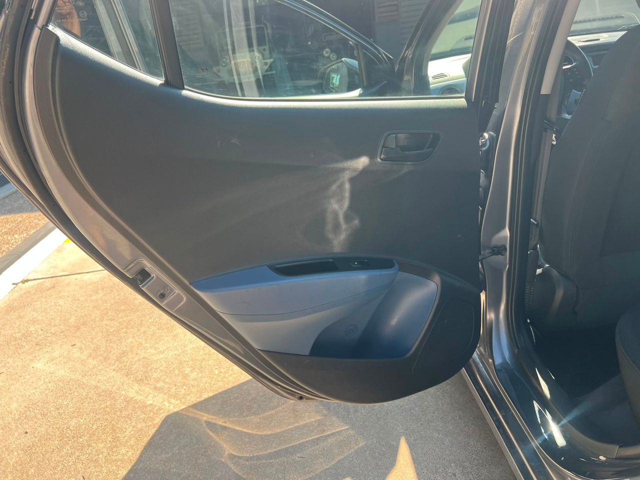 Imagen 73 del Hyundai i10 en Auto Select Edition, Figueres