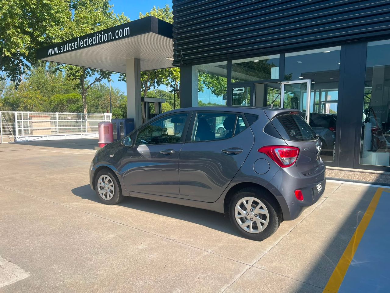 Imagen 4 del Hyundai i10 en Auto Select Edition, Figueres