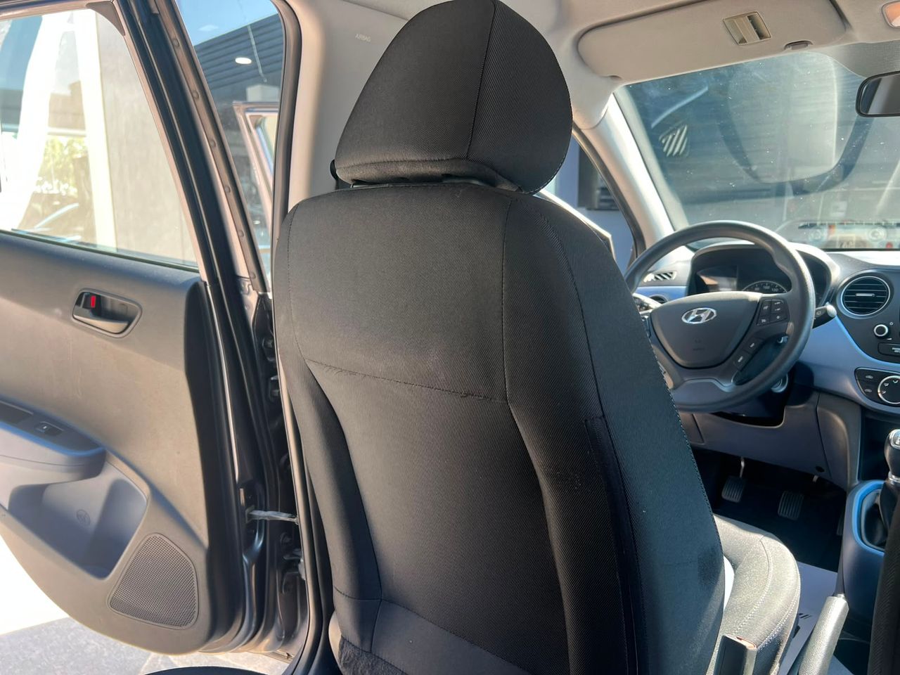 Imagen 70 del Hyundai i10 en Auto Select Edition, Figueres
