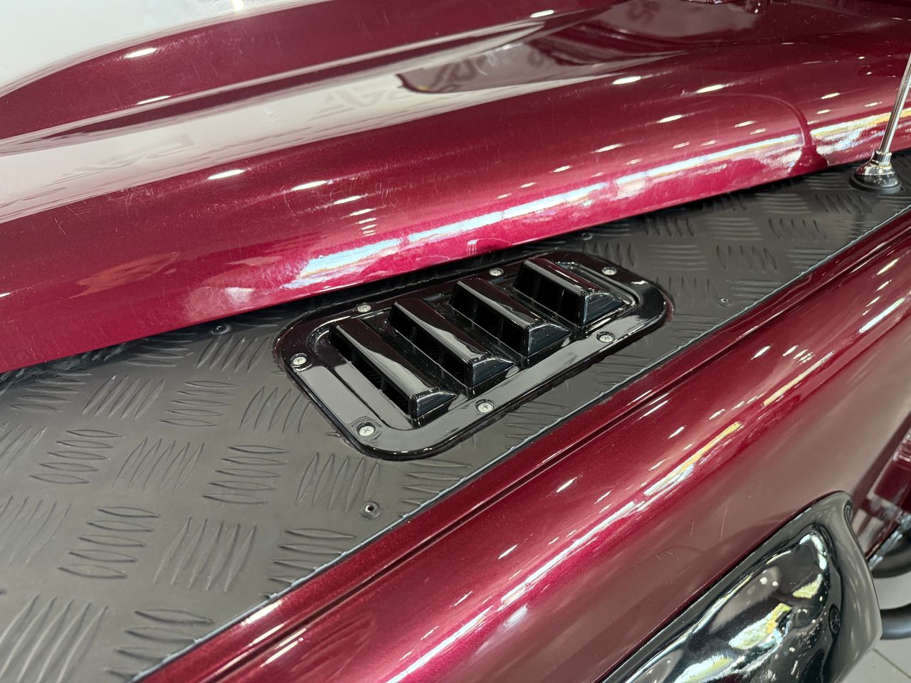 Imagen 24 del Land-Rover Defender en Auto Select Edition, Figueres