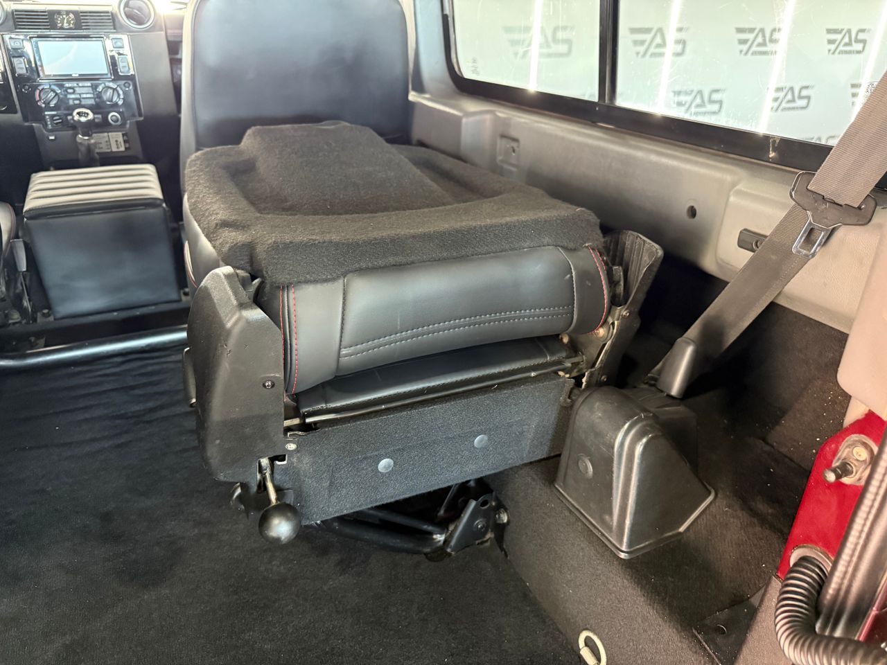 Imagen 147 del Land-Rover Defender en Auto Select Edition, Figueres