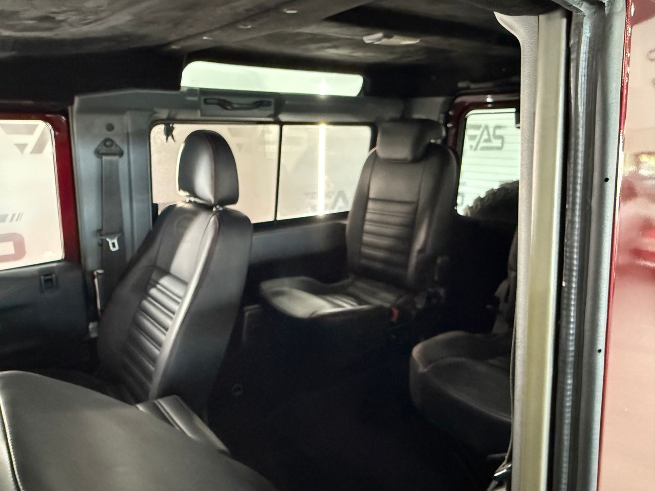 Imagen 183 del Land-Rover Defender en Auto Select Edition, Figueres