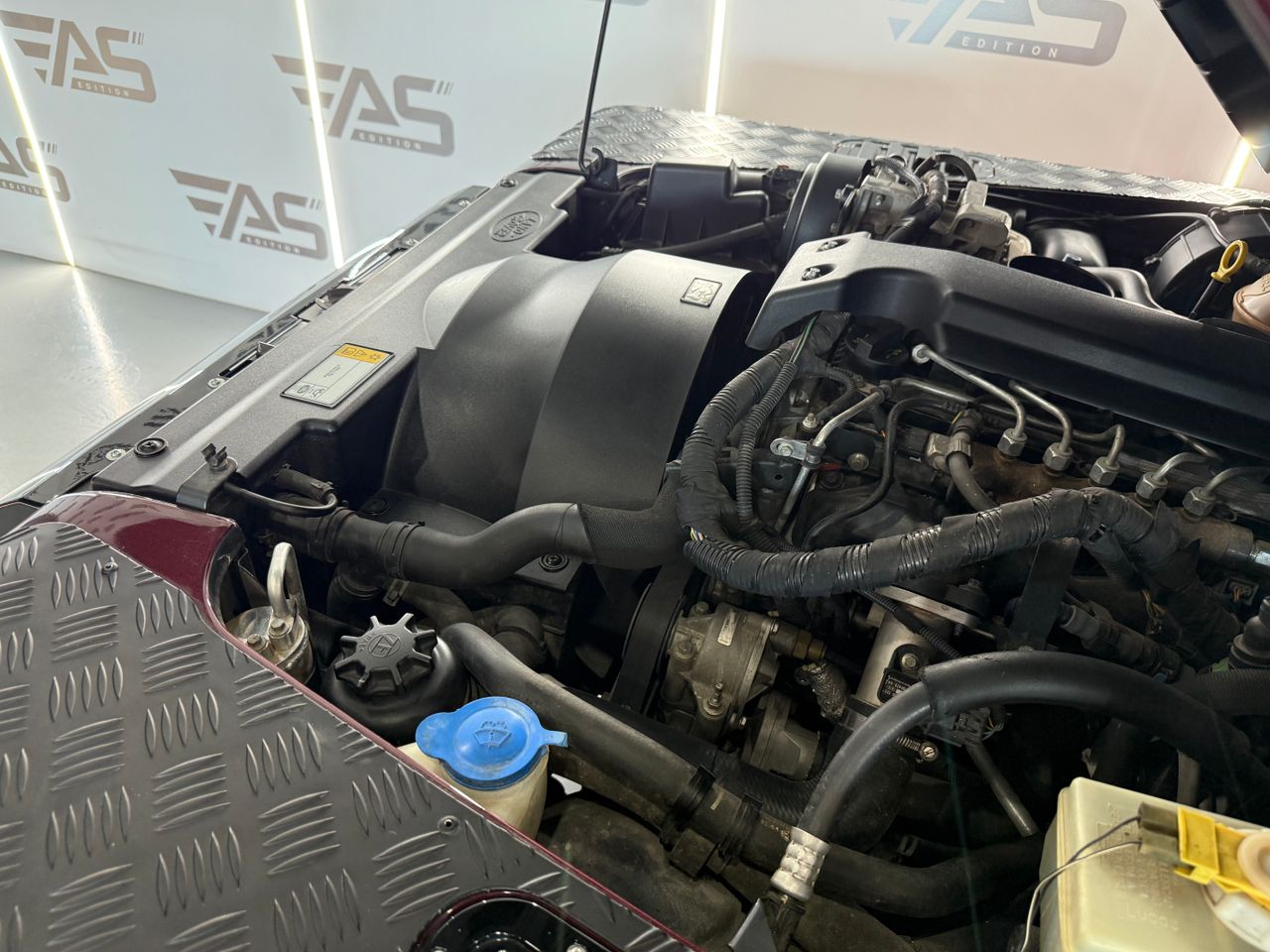 Imagen 125 del Land-Rover Defender en Auto Select Edition, Figueres