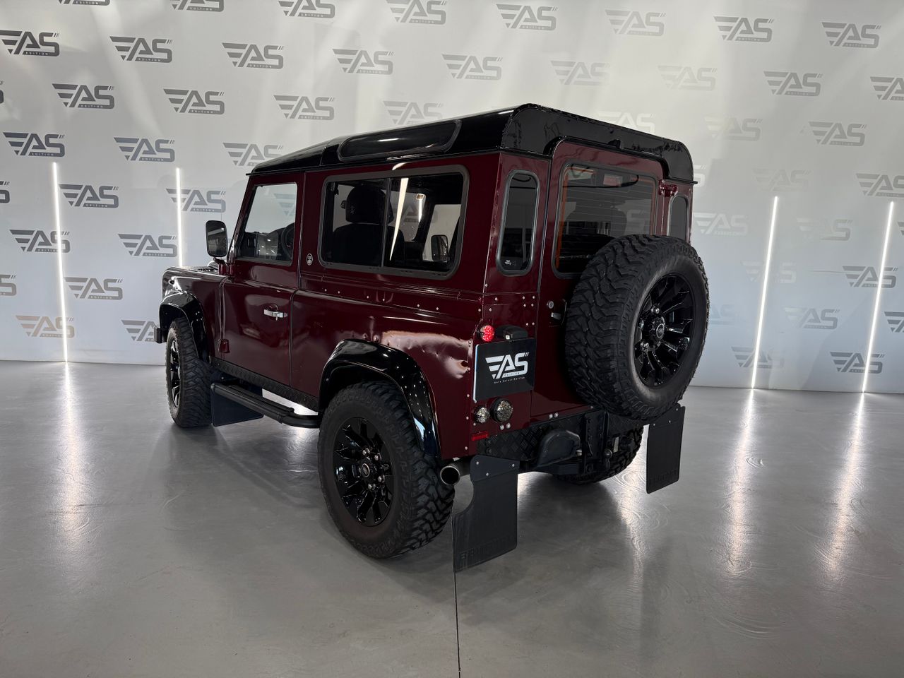 Imagen 5 del Land-Rover Defender en Auto Select Edition, Figueres