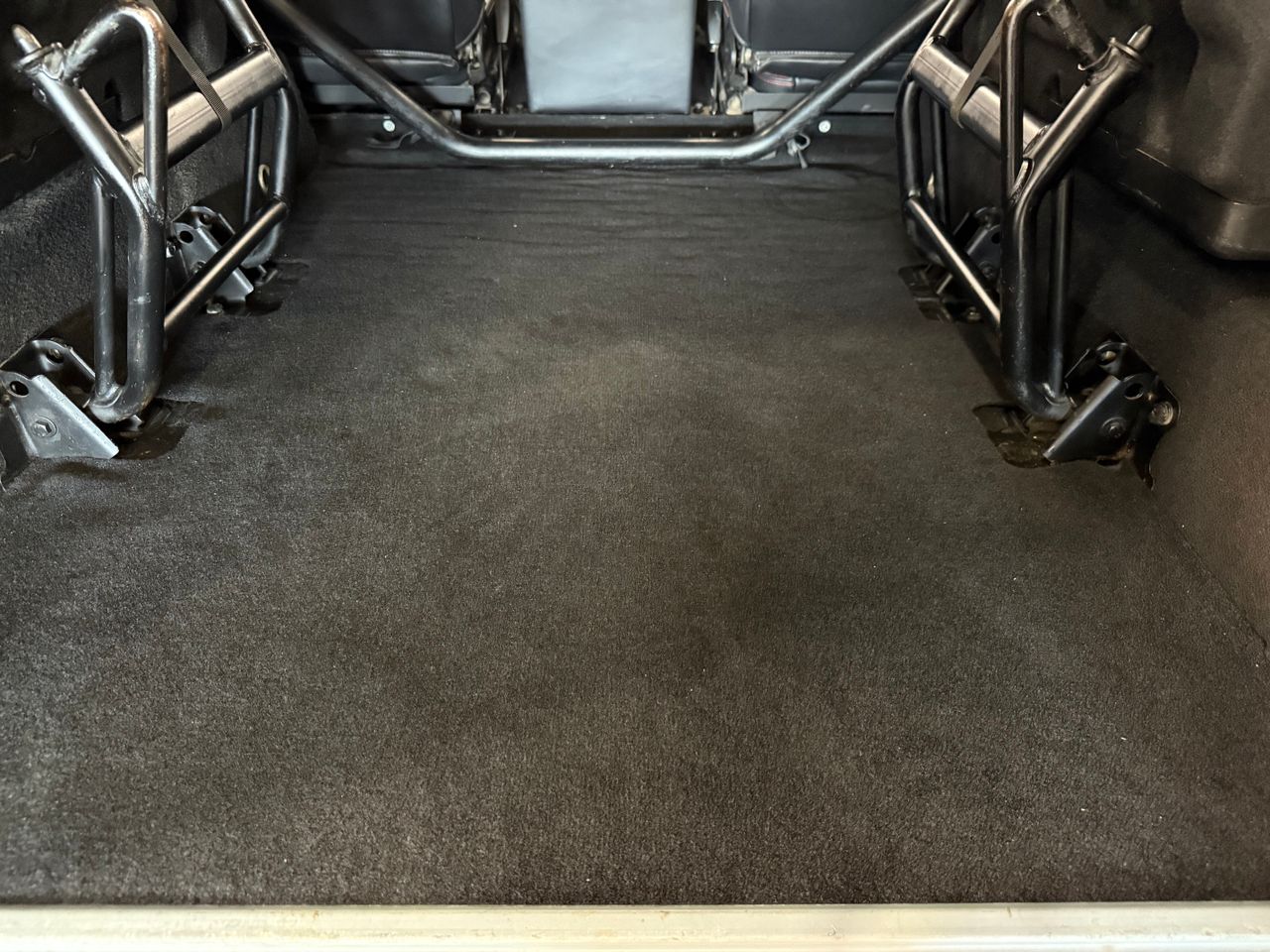 Imagen 152 del Land-Rover Defender en Auto Select Edition, Figueres