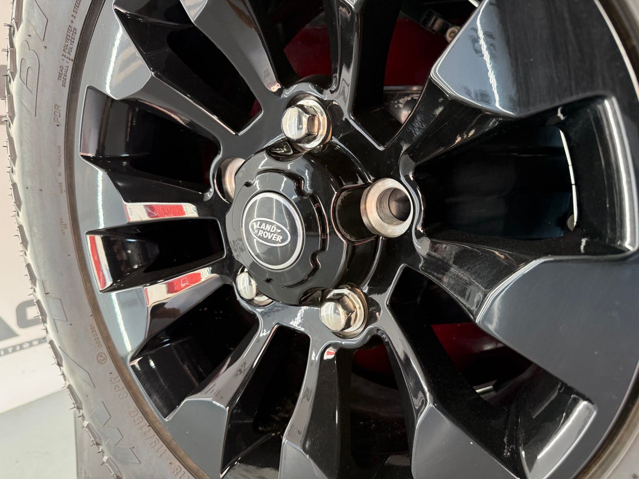 Imagen 65 del Land-Rover Defender en Auto Select Edition, Figueres