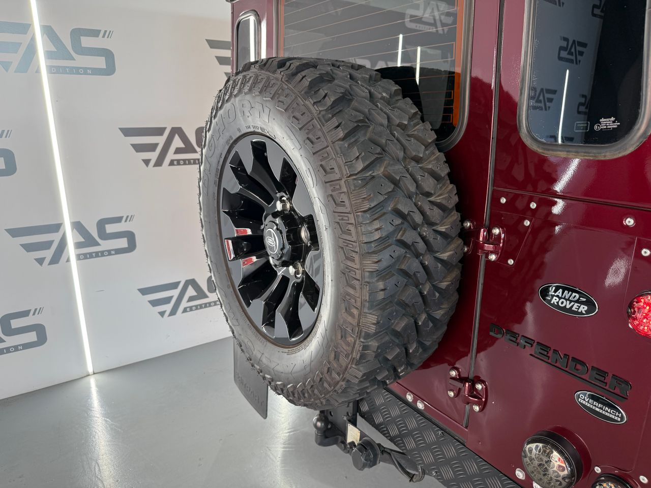 Imagen 64 del Land-Rover Defender en Auto Select Edition, Figueres