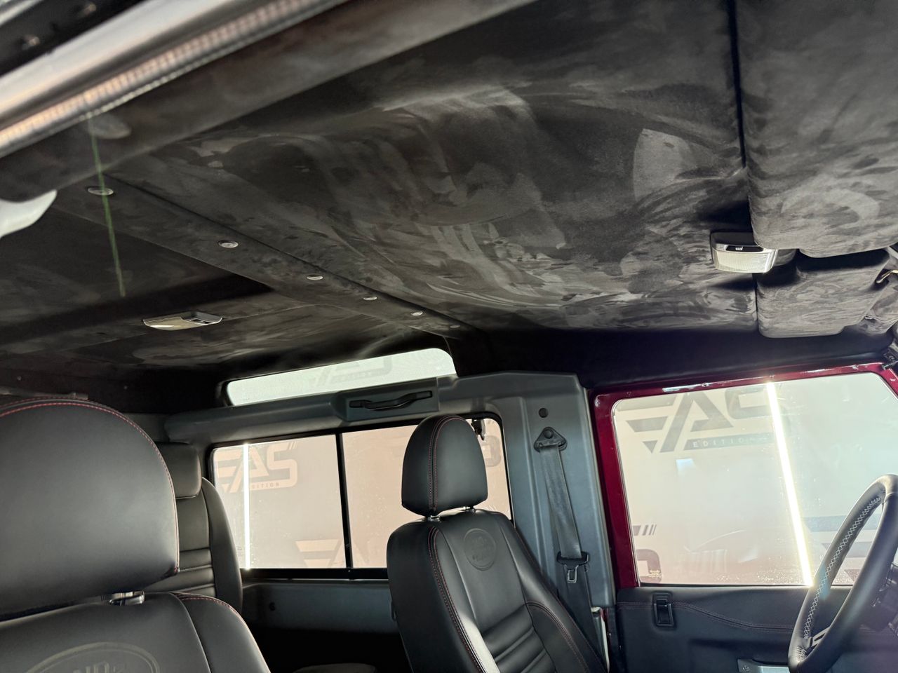 Imagen 208 del Land-Rover Defender en Auto Select Edition, Figueres