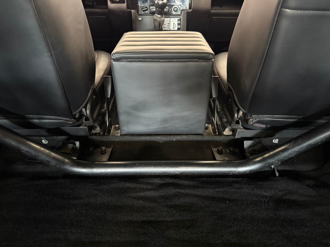 Imagen 159 del Land-Rover Defender en Auto Select Edition, Figueres