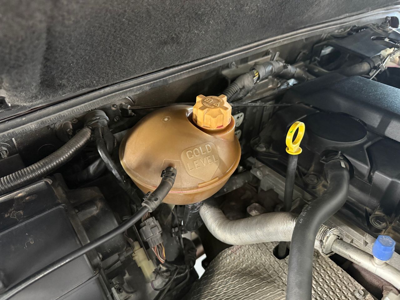 Imagen 120 del Land-Rover Defender en Auto Select Edition, Figueres