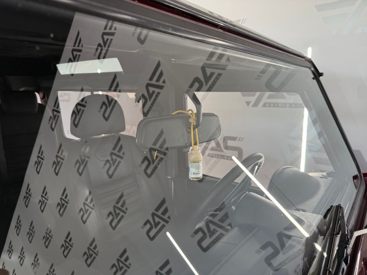 Imagen 100 del Land-Rover Defender en Auto Select Edition, Figueres