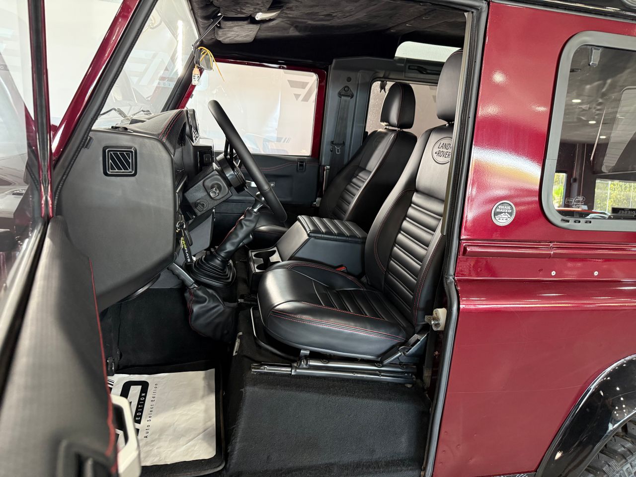 Imagen 166 del Land-Rover Defender en Auto Select Edition, Figueres