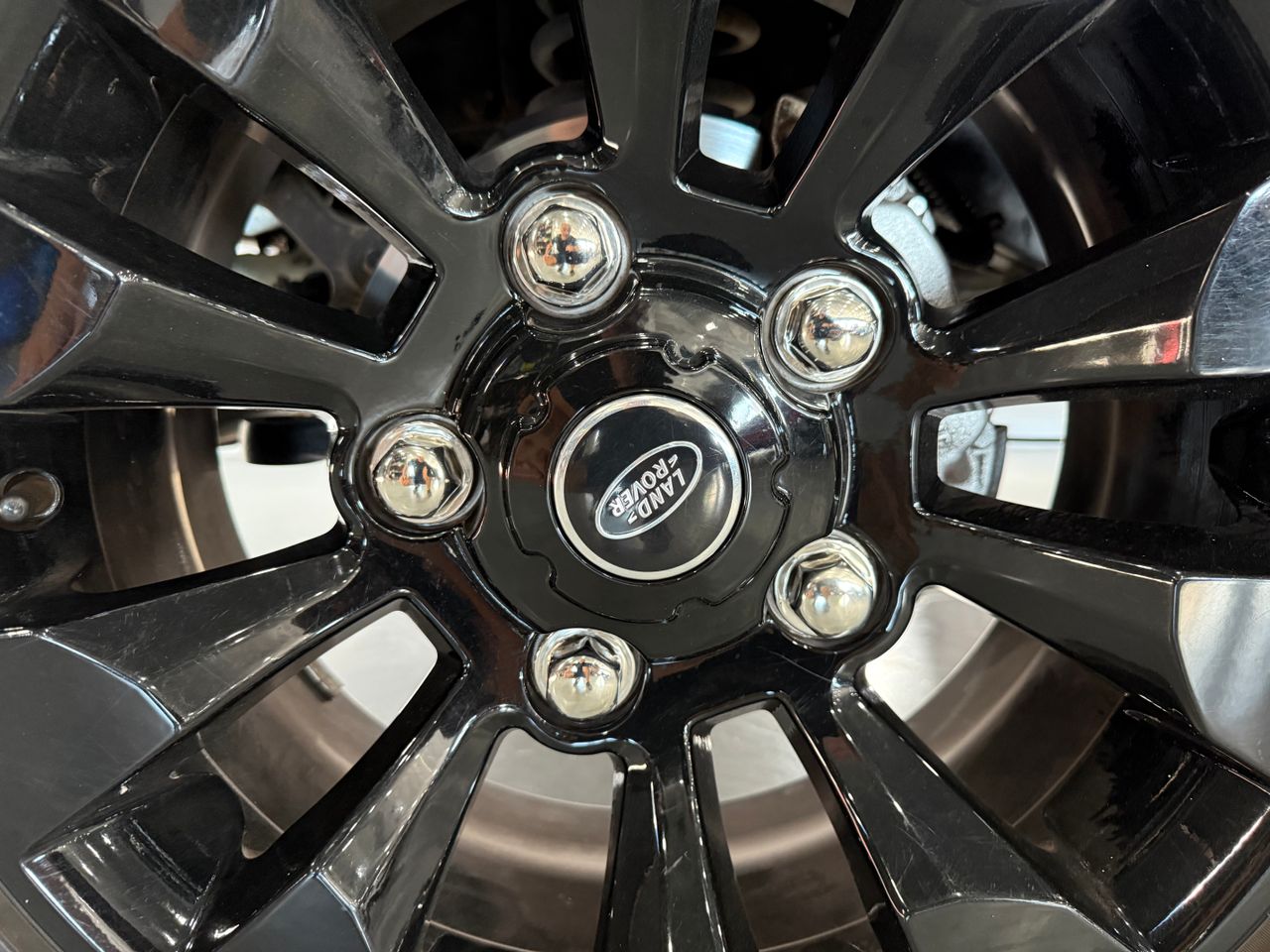 Imagen 106 del Land-Rover Defender en Auto Select Edition, Figueres