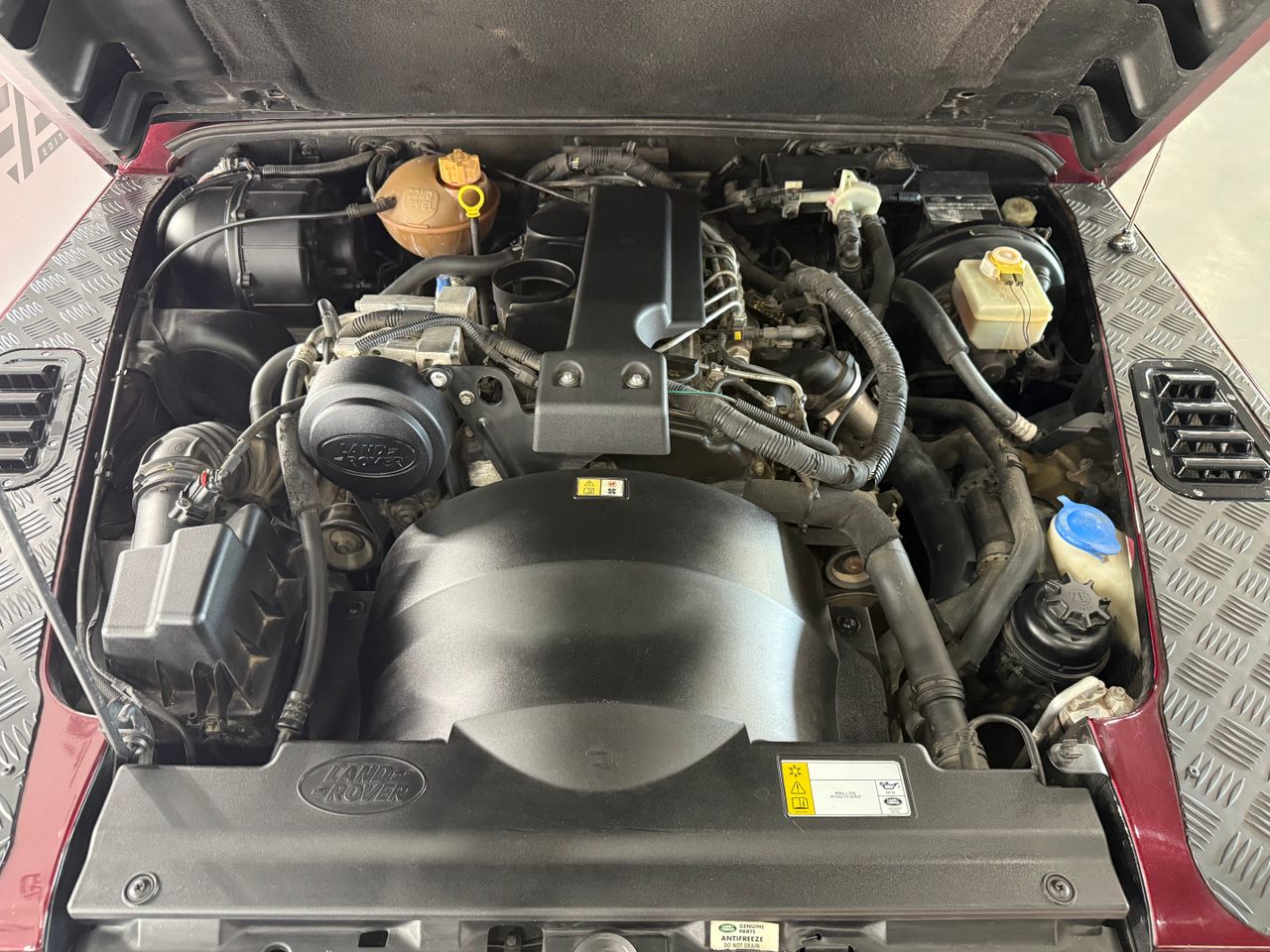 Imagen 110 del Land-Rover Defender en Auto Select Edition, Figueres