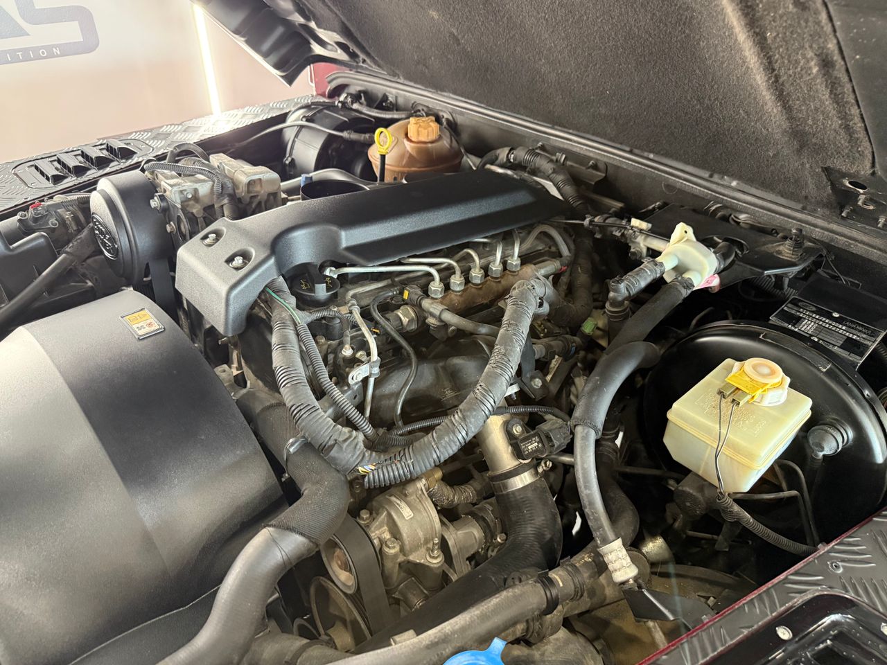 Imagen 117 del Land-Rover Defender en Auto Select Edition, Figueres