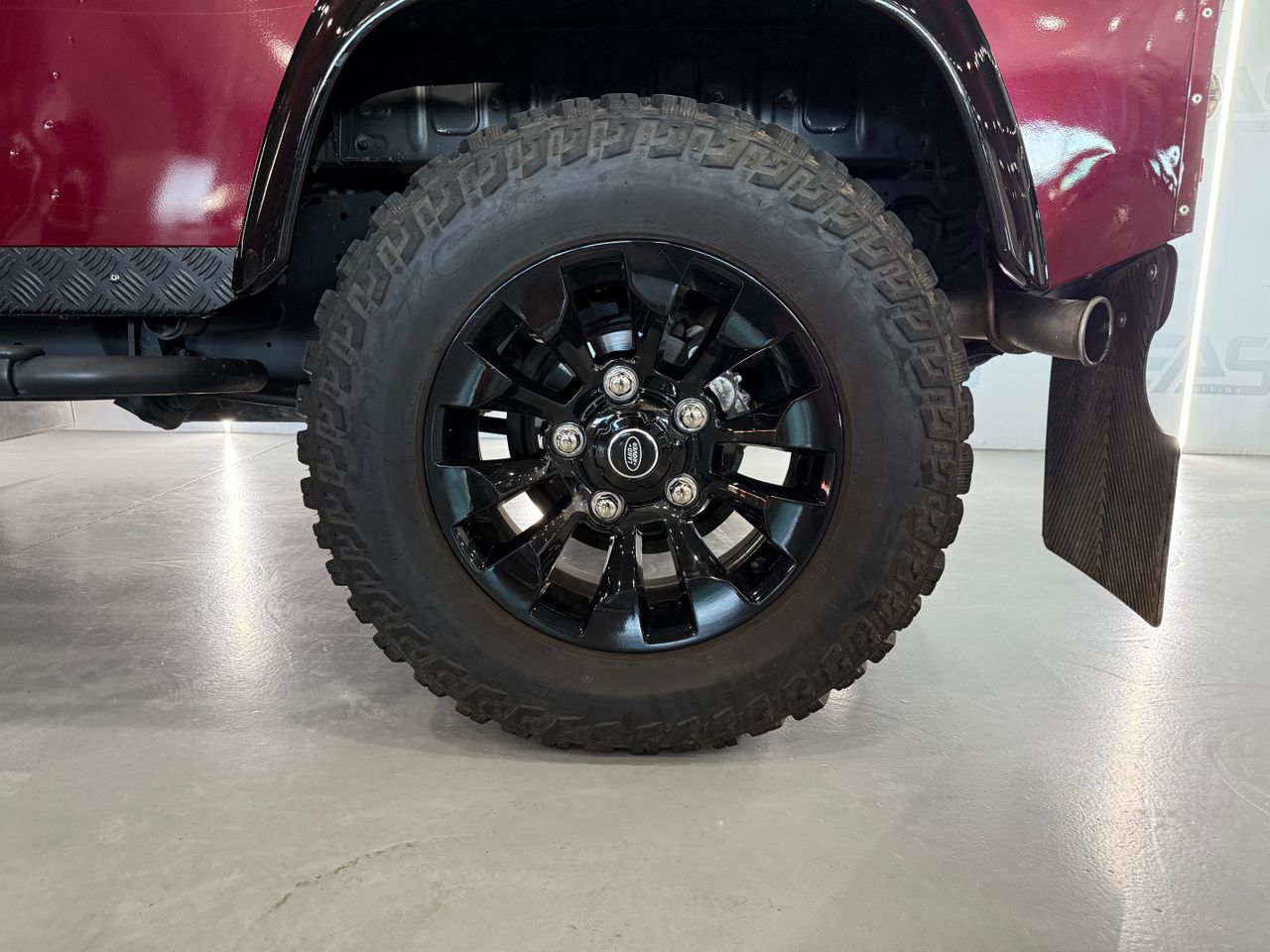 Imagen 102 del Land-Rover Defender en Auto Select Edition, Figueres