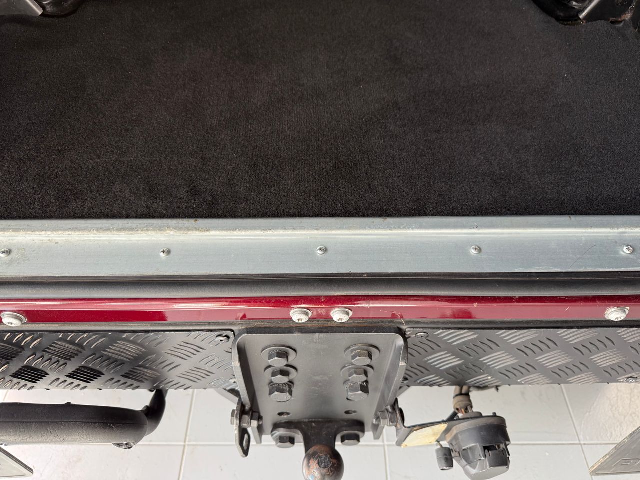 Imagen 23 del Land-Rover Defender en Auto Select Edition, Figueres