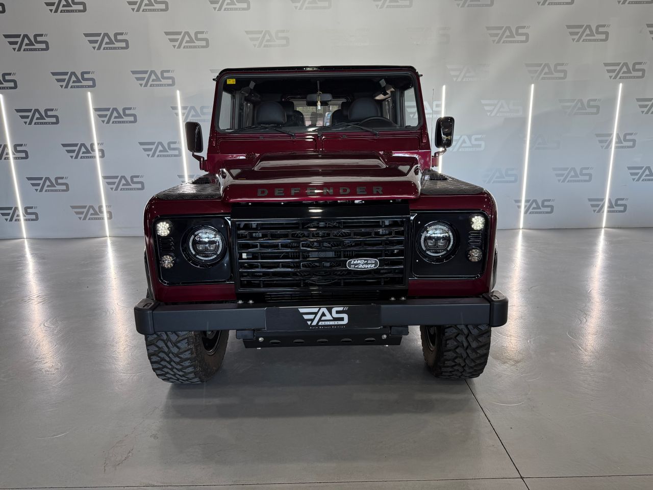 Imagen 8 del Land-Rover Defender en Auto Select Edition, Figueres
