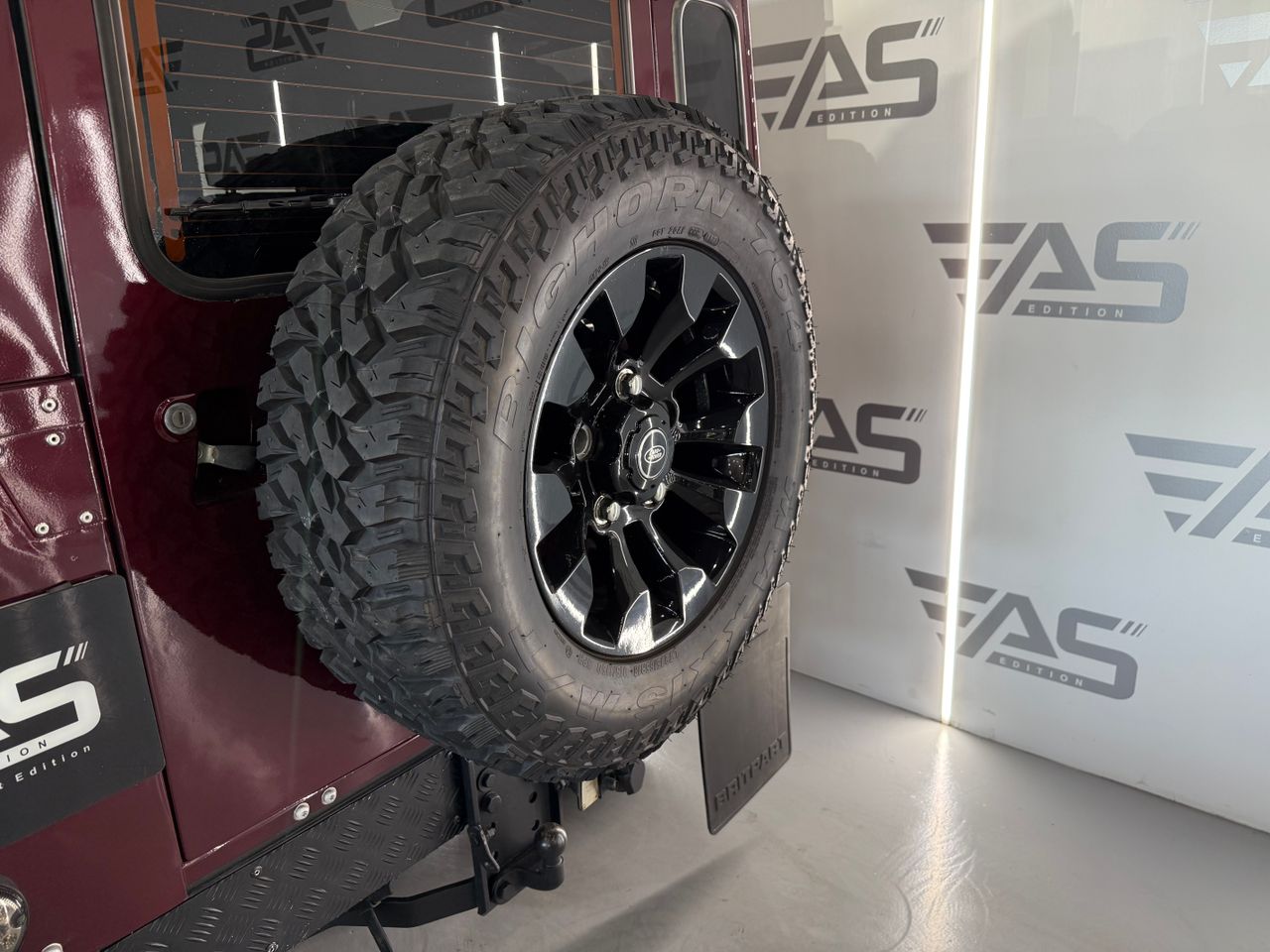 Imagen 52 del Land-Rover Defender en Auto Select Edition, Figueres