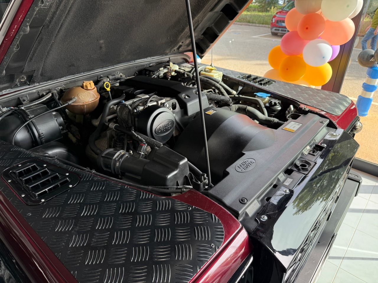 Imagen 41 del Land-Rover Defender en Auto Select Edition, Figueres