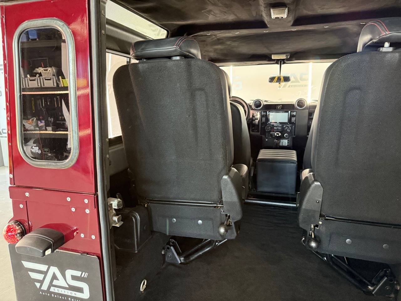 Imagen 138 del Land-Rover Defender en Auto Select Edition, Figueres