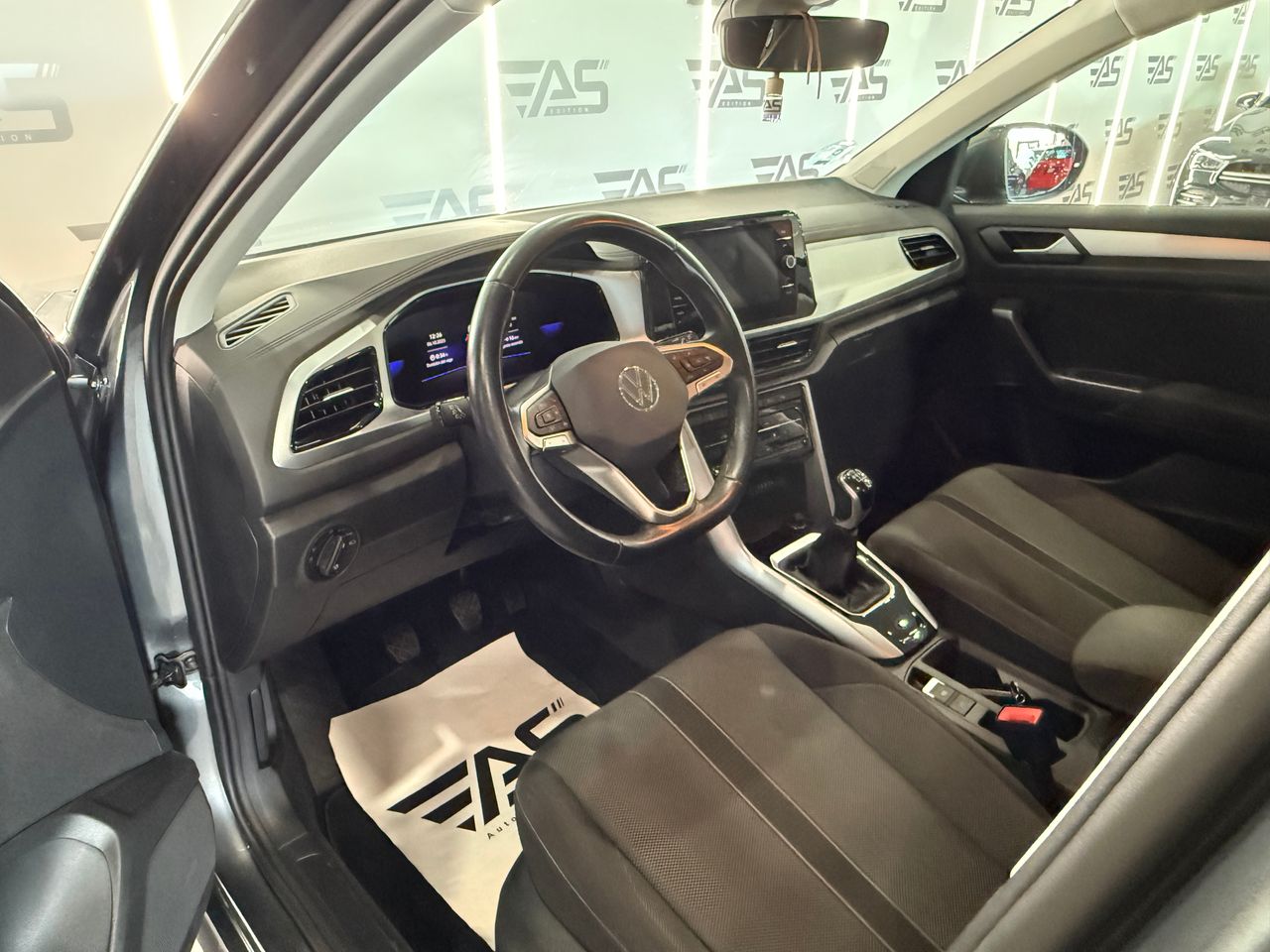 Imagen 191 del Volkswagen T-Roc en Auto Select Edition, Figueres