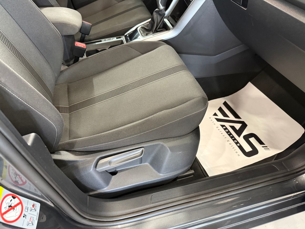 Imagen 112 del Volkswagen T-Roc en Auto Select Edition, Figueres