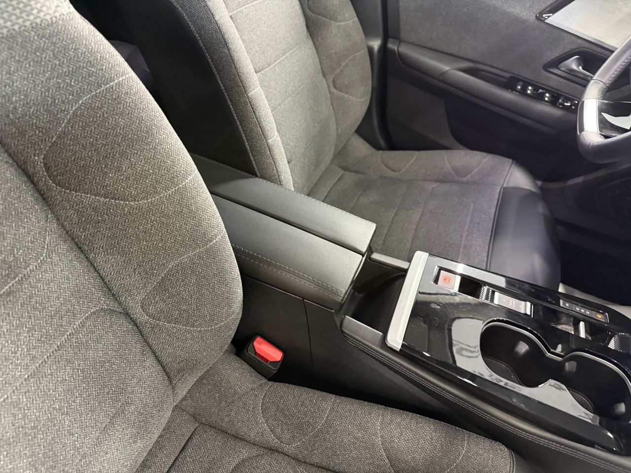 Imagen 84 del Citroën C5 X en Auto Select Edition, Figueres