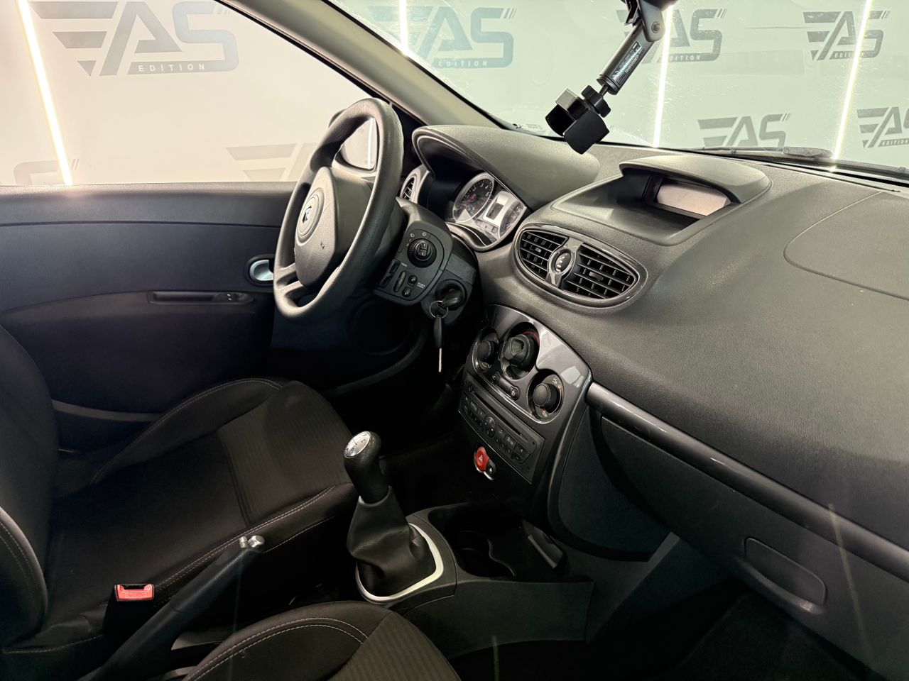 Imagen 11 del Renault Clio en Auto Select Edition, Figueres