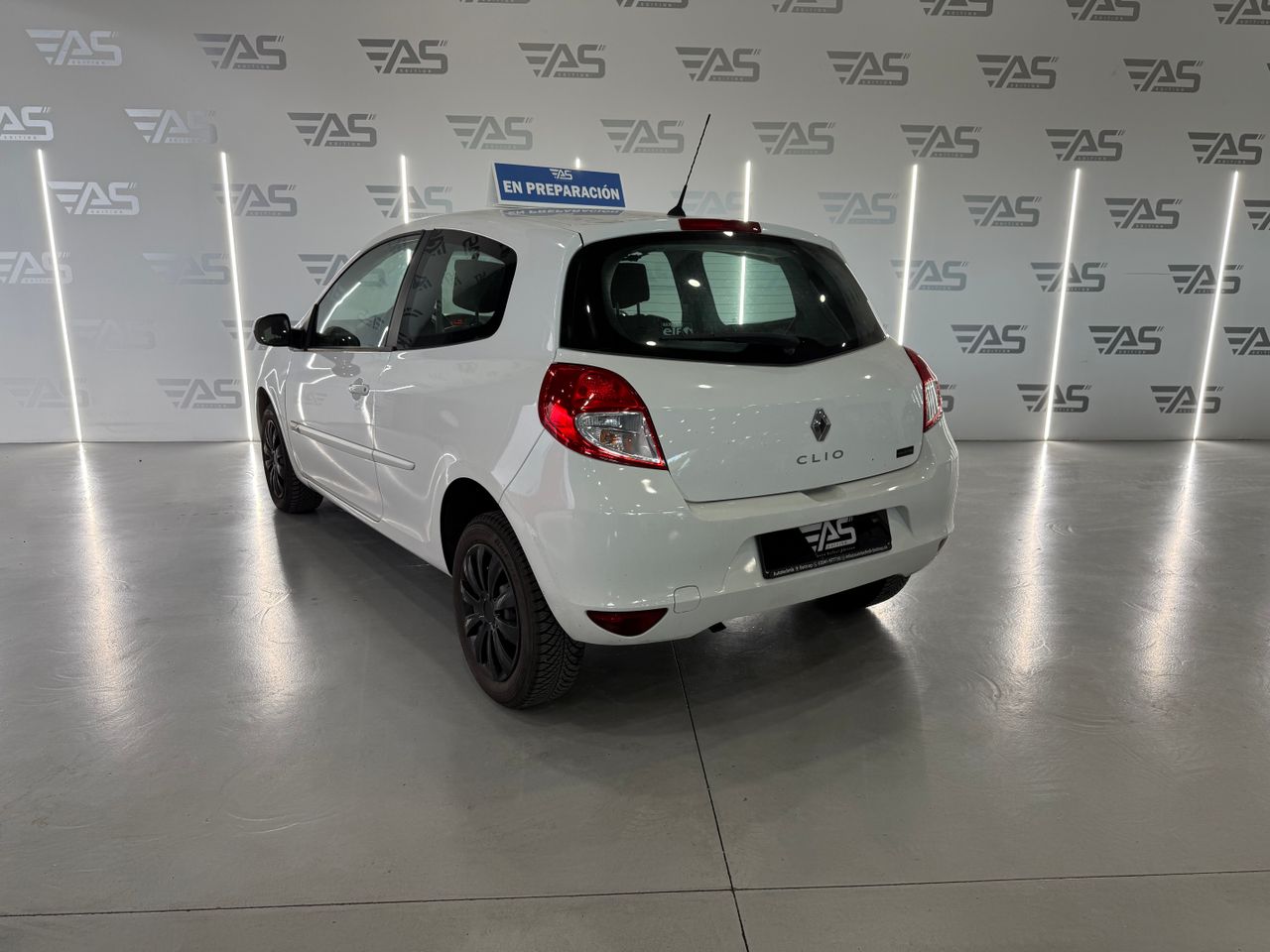 Imagen 5 del Renault Clio en Auto Select Edition, Figueres