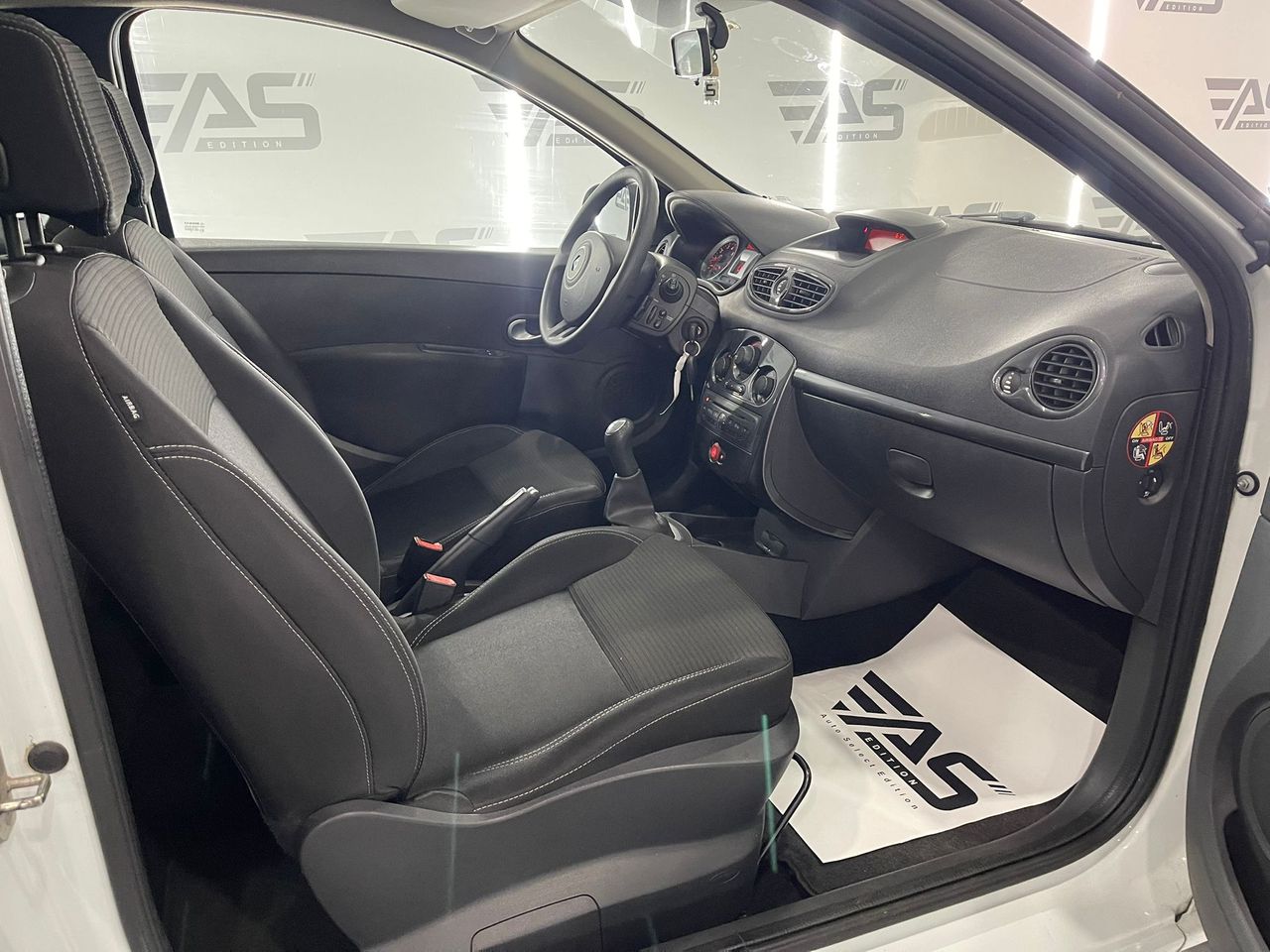 Imagen 91 del Renault Clio en Auto Select Edition, Figueres