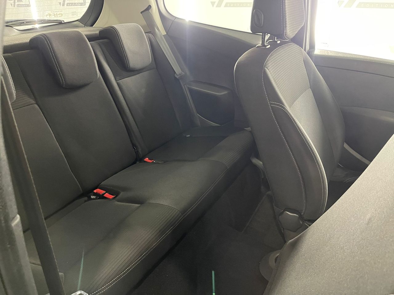 Imagen 147 del Renault Clio en Auto Select Edition, Figueres