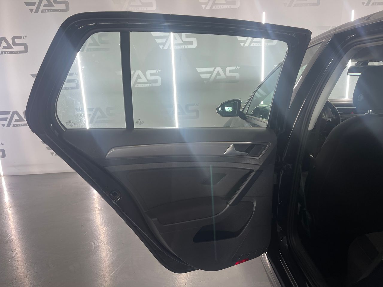 Imagen 85 del Volkswagen Golf en Auto Select Edition, Figueres