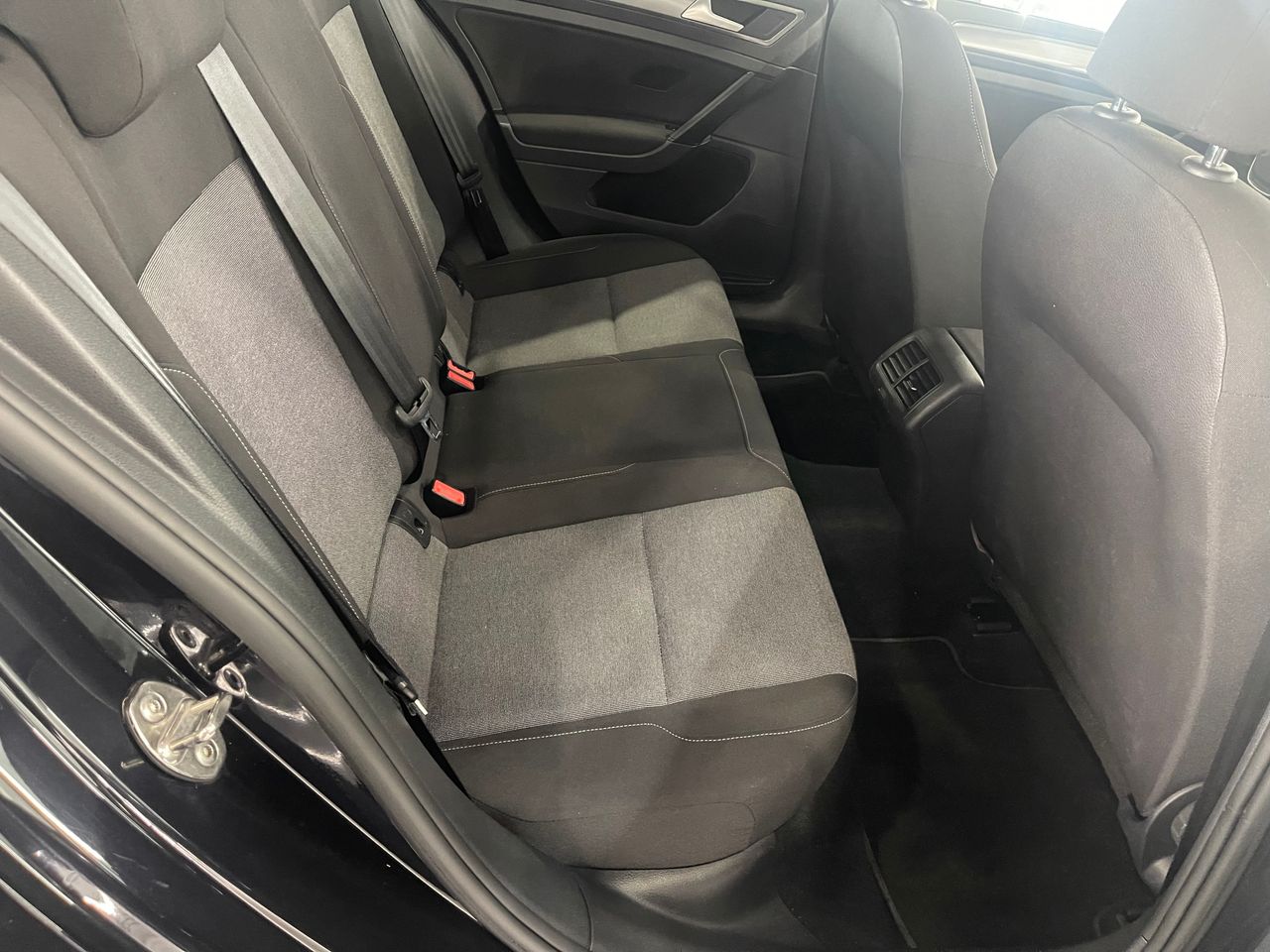 Imagen 103 del Volkswagen Golf en Auto Select Edition, Figueres