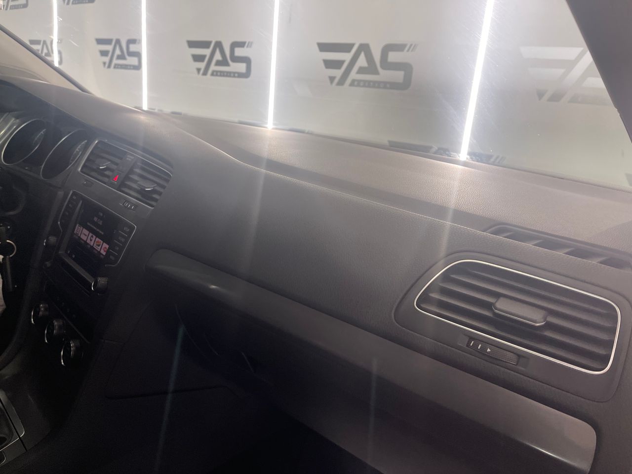 Imagen 125 del Volkswagen Golf en Auto Select Edition, Figueres