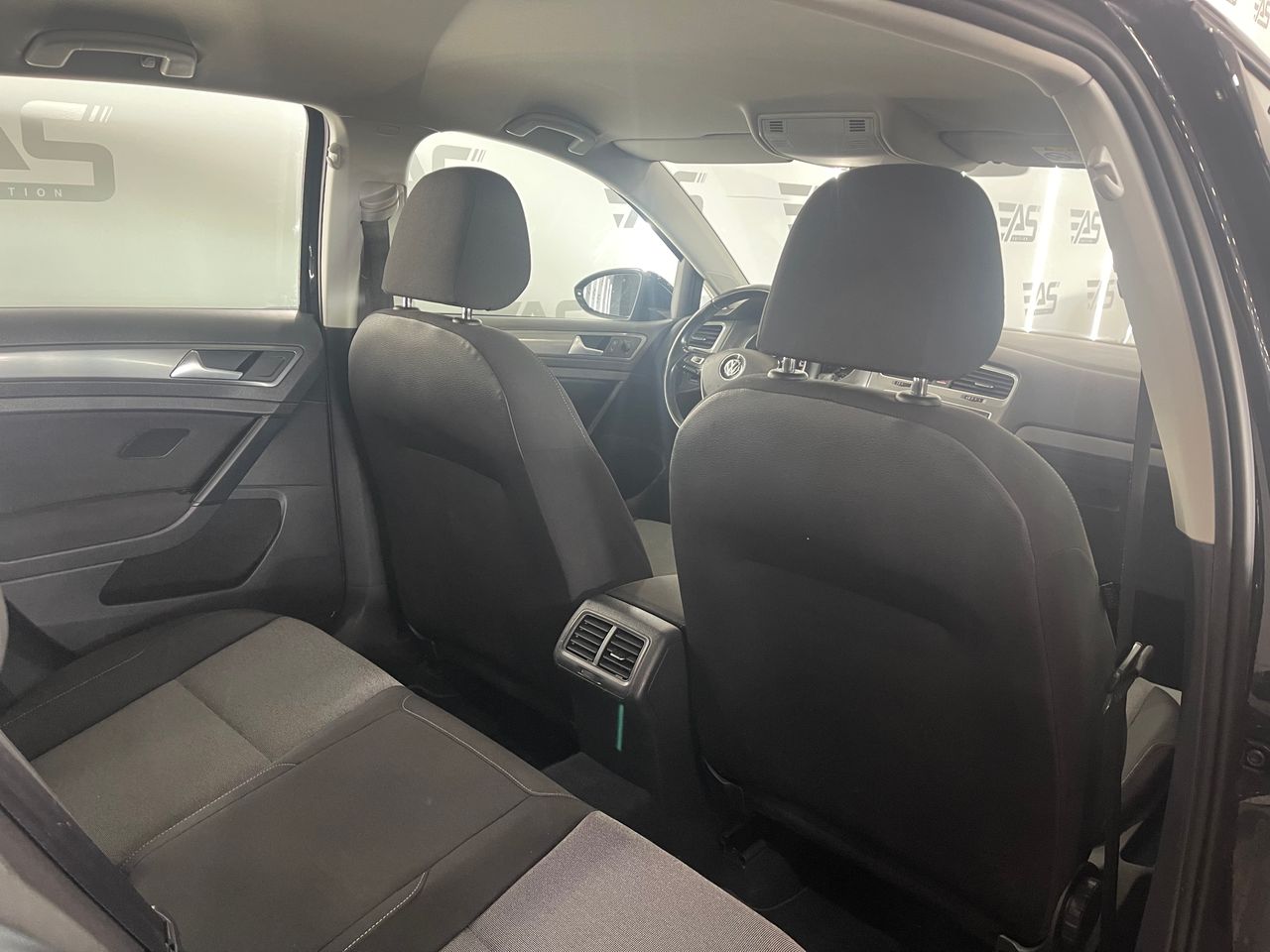 Imagen 150 del Volkswagen Golf en Auto Select Edition, Figueres