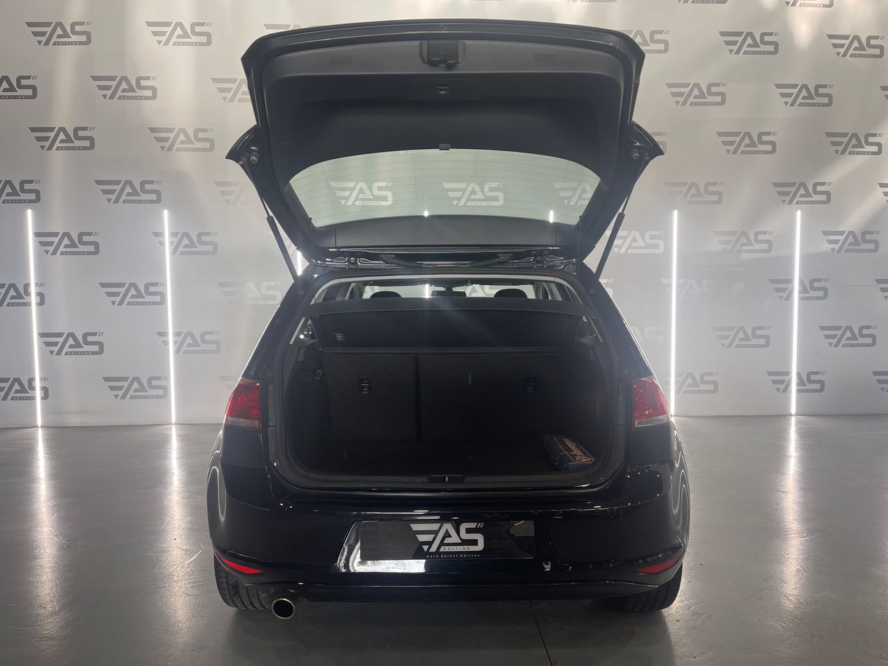 Imagen 61 del Volkswagen Golf en Auto Select Edition, Figueres