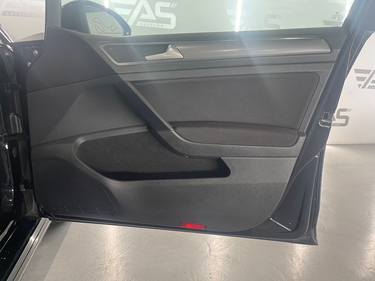 Imagen 105 del Volkswagen Golf en Auto Select Edition, Figueres