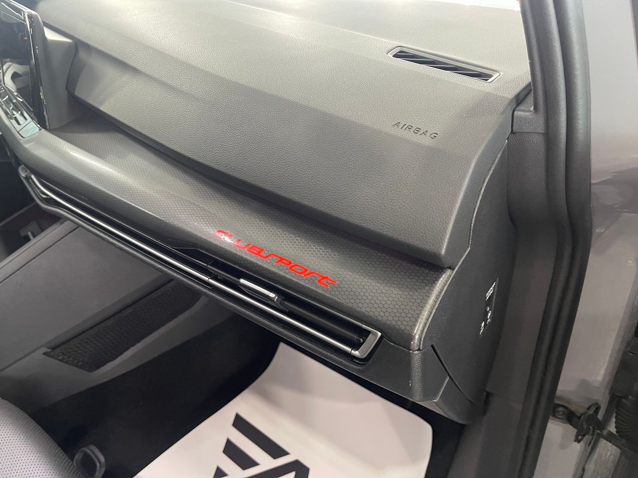 Imagen 187 del Volkswagen Golf en Auto Select Edition, Figueres