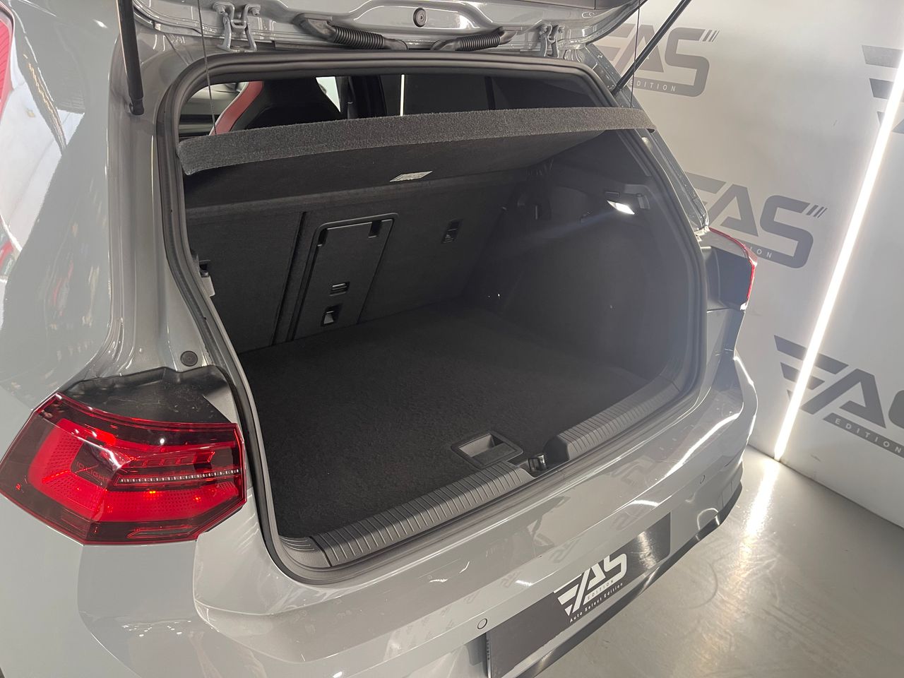 Imagen 84 del Volkswagen Golf en Auto Select Edition, Figueres