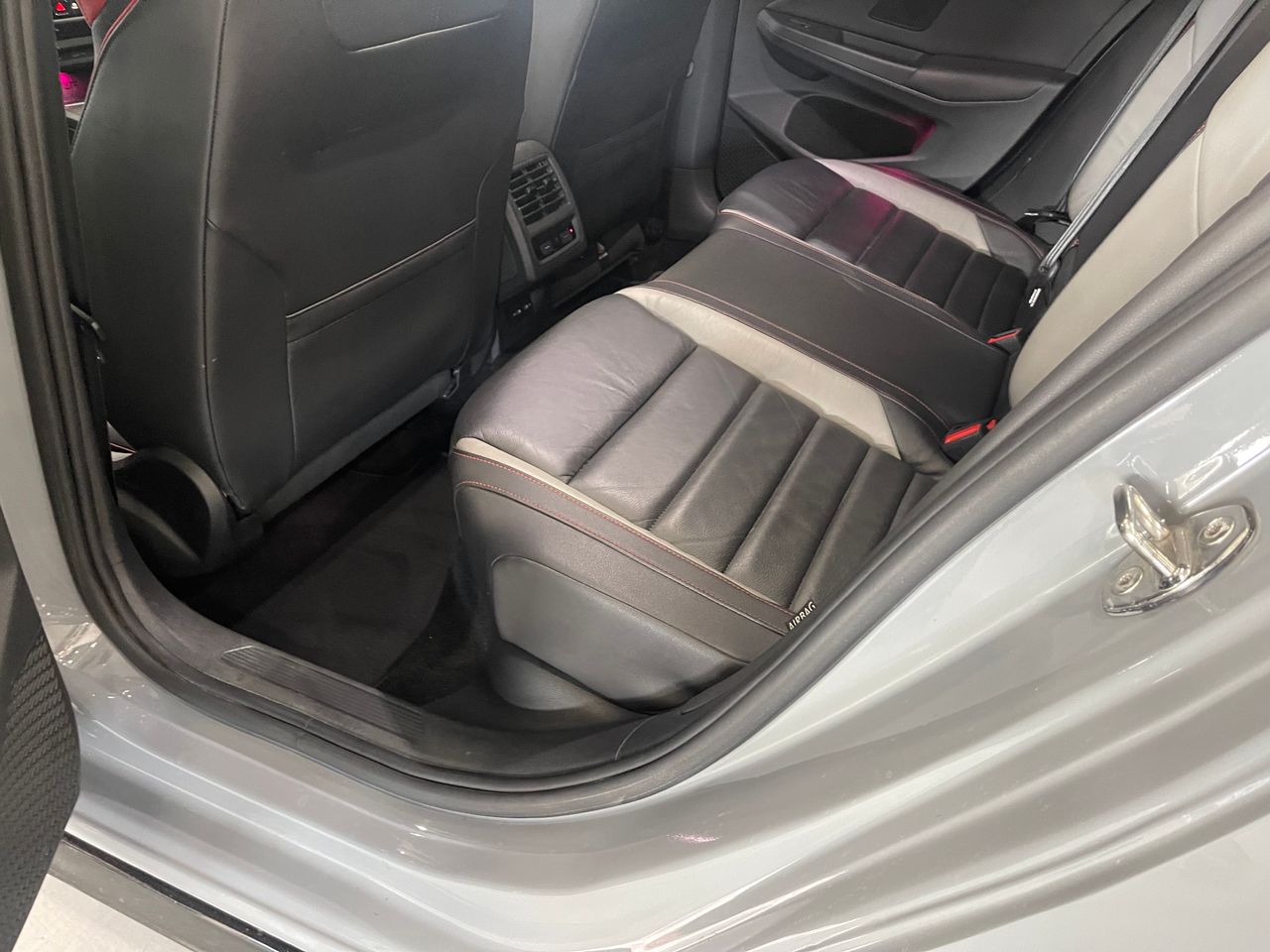 Imagen 115 del Volkswagen Golf en Auto Select Edition, Figueres