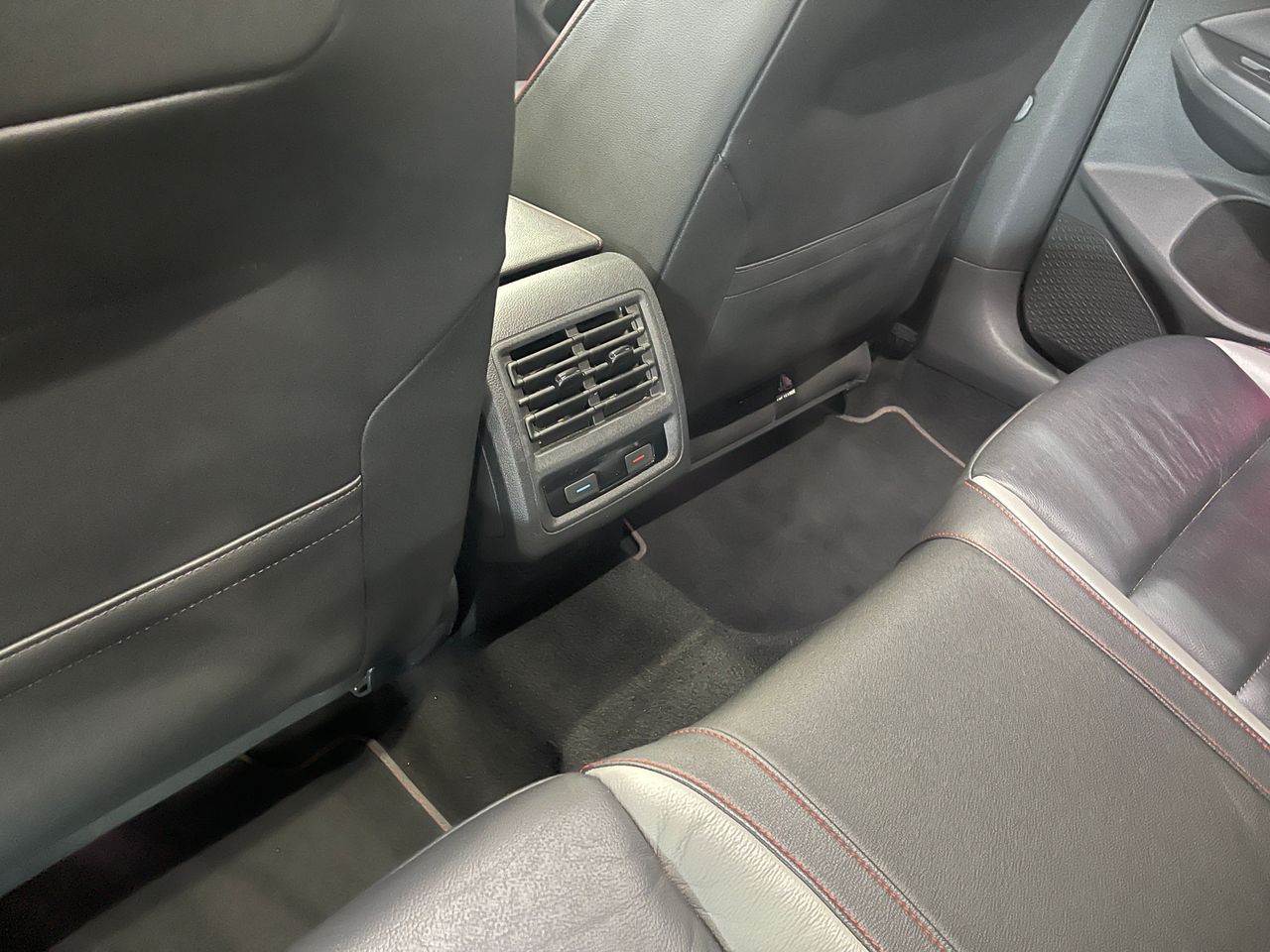 Imagen 119 del Volkswagen Golf en Auto Select Edition, Figueres