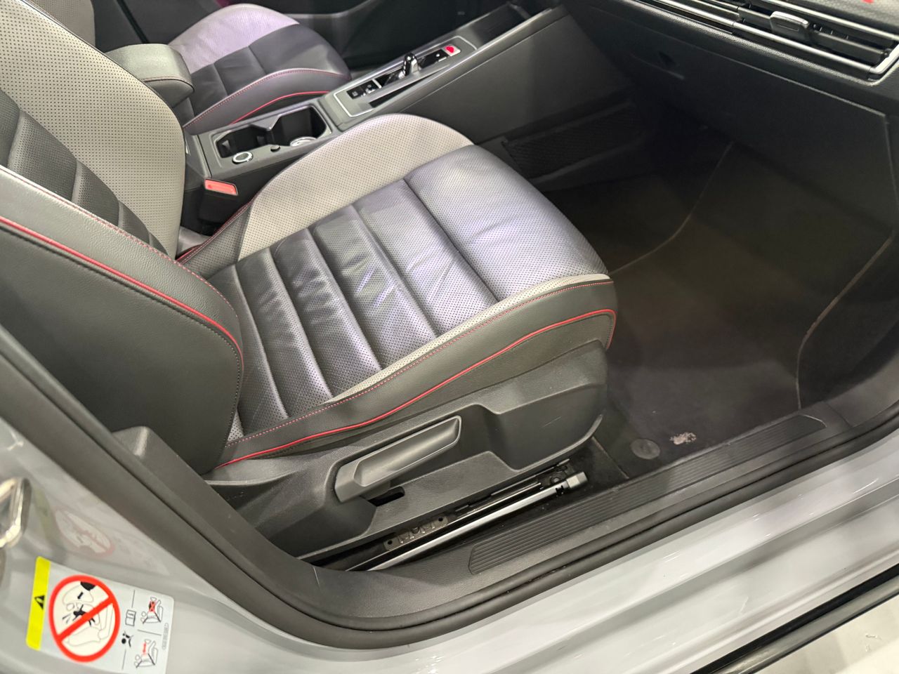 Imagen 14 del Volkswagen Golf en Auto Select Edition, Figueres