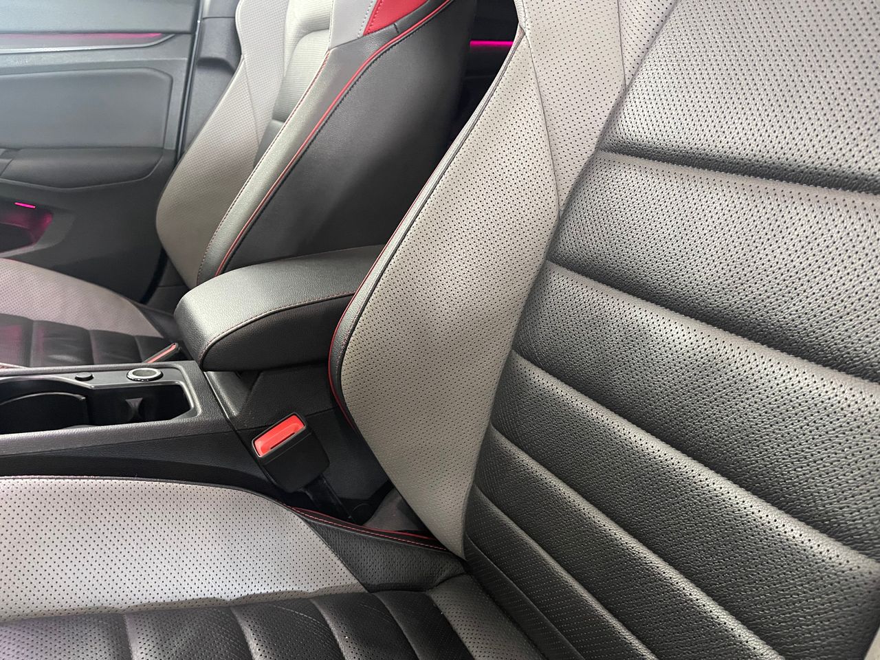 Imagen 138 del Volkswagen Golf en Auto Select Edition, Figueres