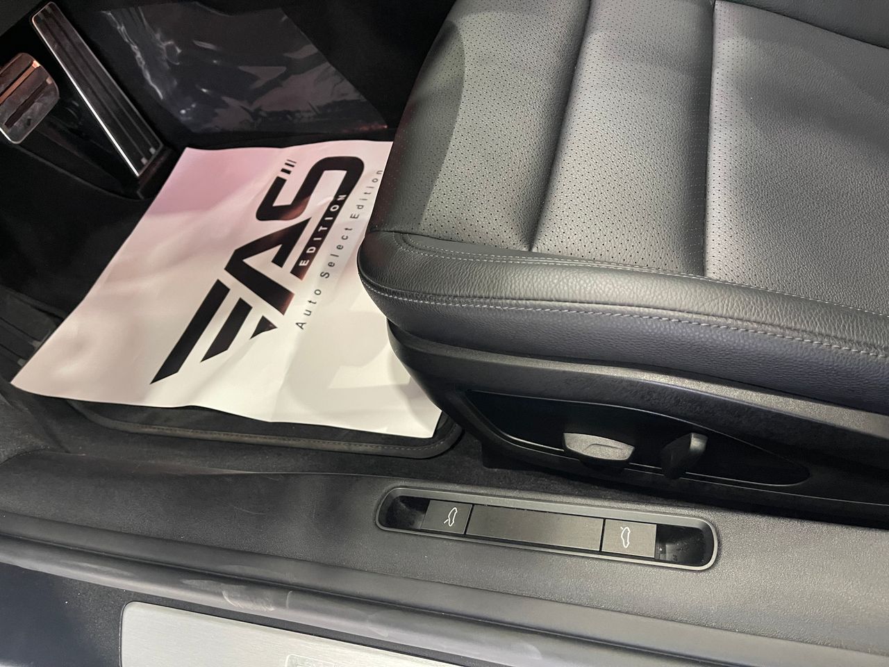 Imagen 127 del Porsche 911 en Auto Select Edition, Figueres