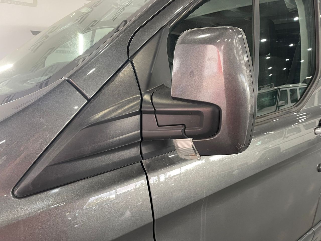 Imagen 28 del Ford Tourneo Custom en Auto Select Edition, Figueres