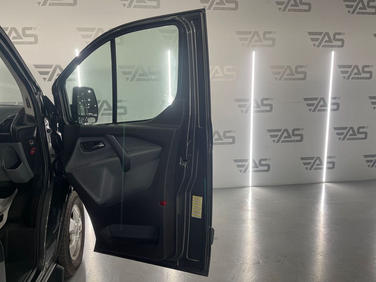 Imagen 155 del Ford Tourneo Custom en Auto Select Edition, Figueres