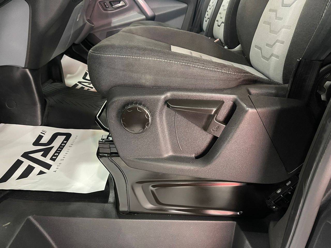 Imagen 139 del Ford Tourneo Custom en Auto Select Edition, Figueres